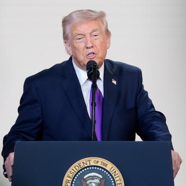 US President Trump launches 'TrumpRx' prescription drug platform at White House