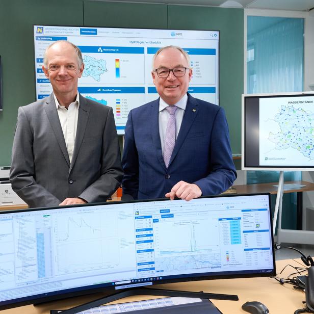 LHStv Stephan Pernkopf gemeinsam mit DI Martin Angelmaier (Leiter Gruppe Wasser)