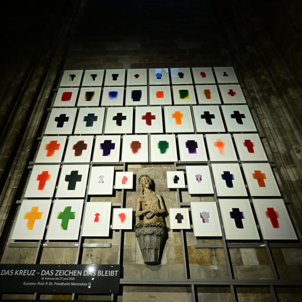 AUSSTELLUNG "DAS KREUZ - DAS ZEICHEN DAS BLEIBT"