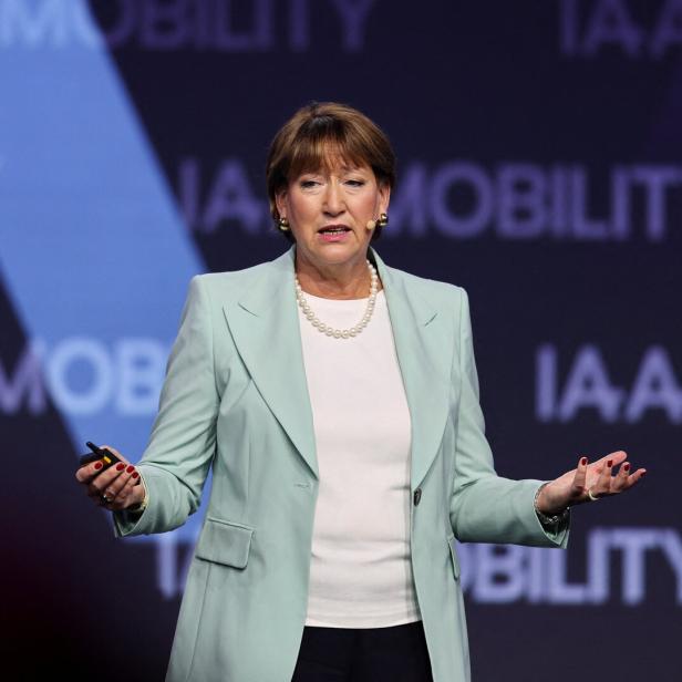 Müller bei Autoshow in München