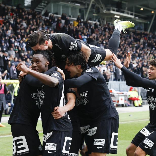 Jubel bei Sturm nach dem Tor.