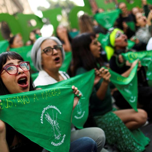 Abortion rights activists and anti-abortion activists demonstrate in Mexico City