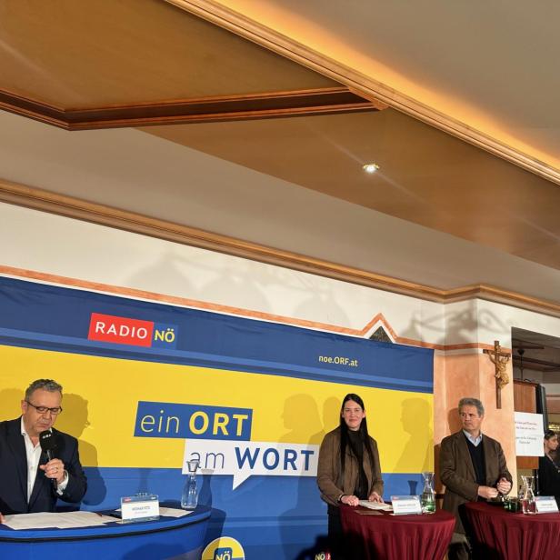 Werner Fetz, Romana Drexler und Thomas Salzer bei ein Wort am Ort