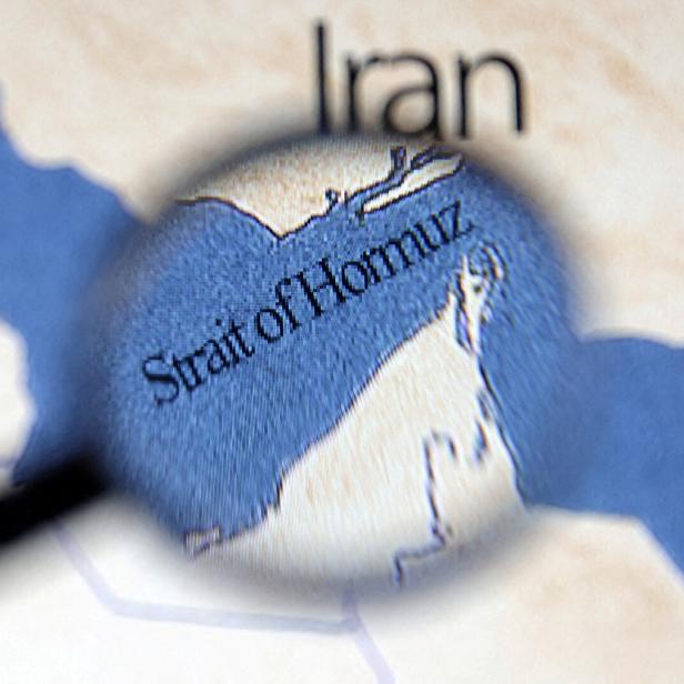 FILE PHOTO: Illustration shows map of the Strait of Hormuz and Iran