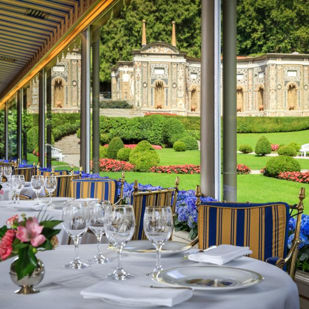 Blick vom Hotel "Villa d'Este" in den historischen Mosaikgarten 