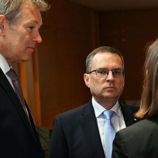 August Wöginger mit seinem Anwalt Michael Rohregger