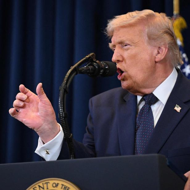 US-PRESIDENT-TRUMP-SPEAKS-TO-THE-PRESS-DURING-A-NEWS-CONFERENCE