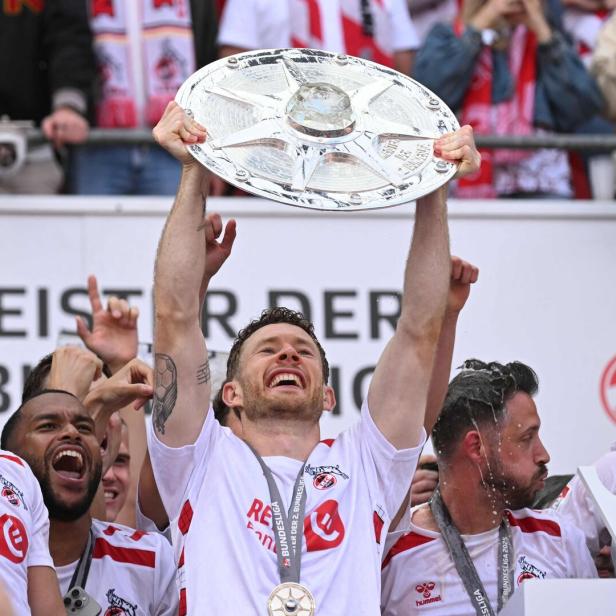 Florian Kainz als Meister der 2. Liga mit Köln