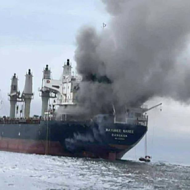 Thai-flagged vessel struck by Iranian missiles in Strait of Hormuz