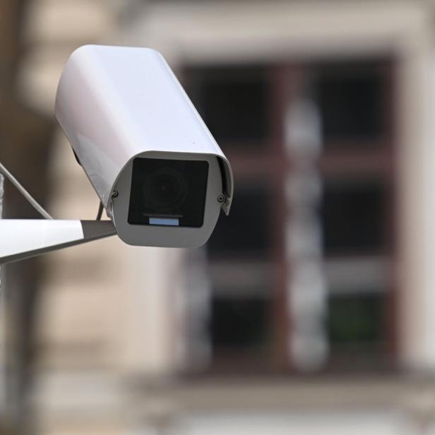 ++ THEMENBILD ++ VIDEOÜBERWACHUNG / ÜBERWACHUNGSKAMERA / SICHERHEIT / DATENSCHUTZ / GRUNDRECHTE / IT