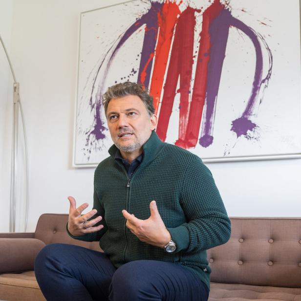 INTERVIEW: JONAS KAUFMANN