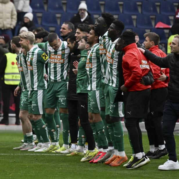 Hoff Thorup (r.) und Rapid feierten zwei Siege in Folge gegen Salzburg.