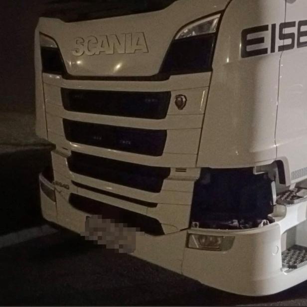 Lkw mit fehlenden Scheinwerfer