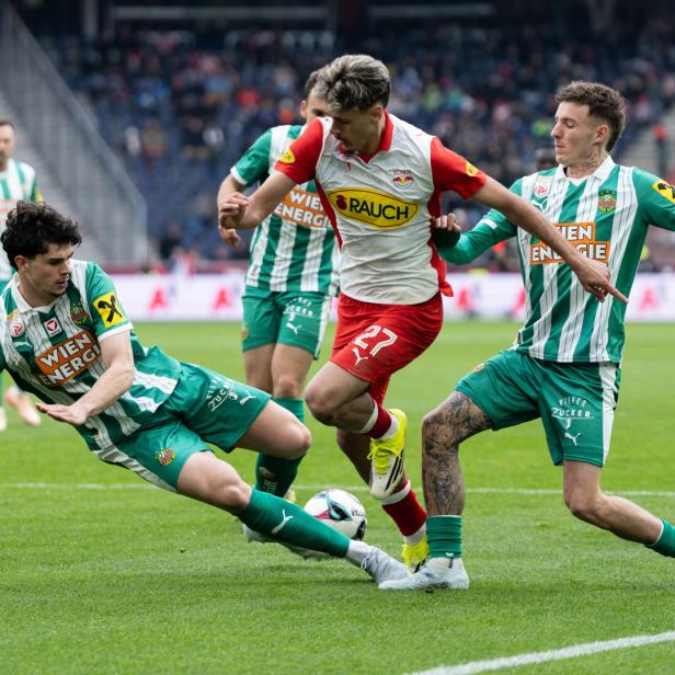 Schöller (l.) verteidigt wieder für Rapid