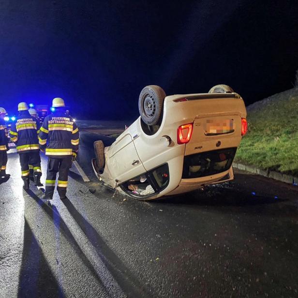 Auto überschlug sich