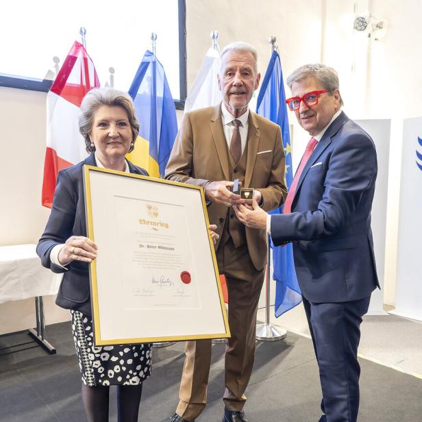 Erika Buchinger, Klaus Schneeberger und Ehrenring-Träger Peter Wittmann
