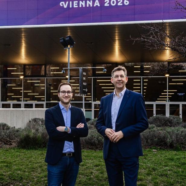 ÖVP-Wien-Chef Markus Figl (re.) mit ÖVP-Bezirksparteichef Felix Ofner. 