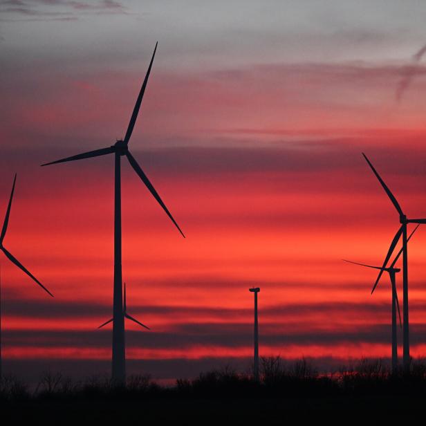 ++ THEMENBILD ++ "WINDENERGIE/WINDRÄDER"