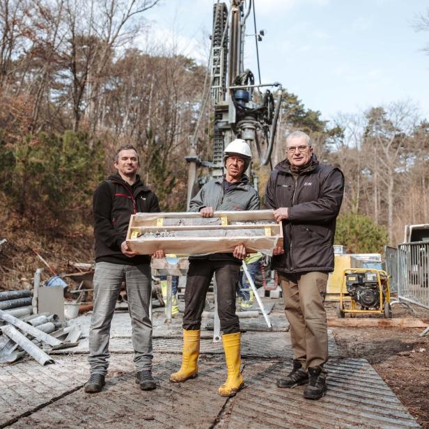 EVN Projektleiter Richard Scholey, Kurt Decker von der Universität Wien, EVN Wärme Geschäftsführer Gerhard Sacher