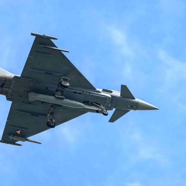 ++ THEMENBILD ++ FLUGZEUG / BUNDESHEER / LUFTWAFFE / RÜSTUNG / EUROFIGHTER