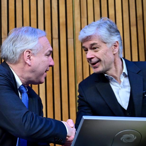 NATIONALRAT: ROSENKRANZ / DOSSI