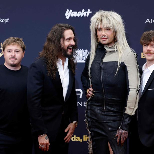 Gustav Schäfer mit Tokio Hotel