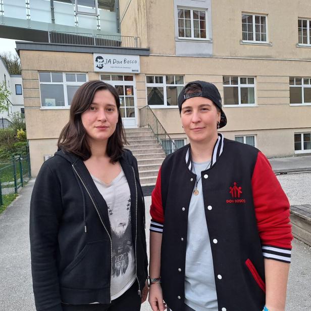 Heimleiterin Elisabeth Malicek (r.) und Betreuerin Johanna Dorner 