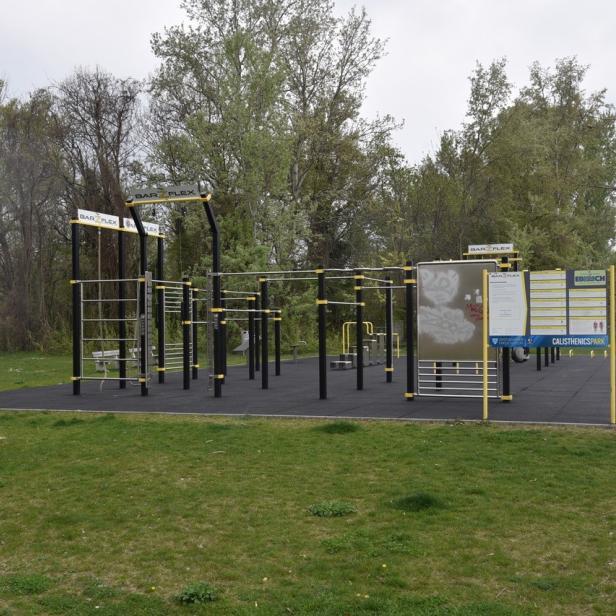 Turngeräte in einem Park