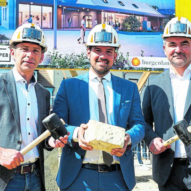 Grundtstein Neue Mitte Gols, Rosner, Bgm. Brandstetter und LR Dorner