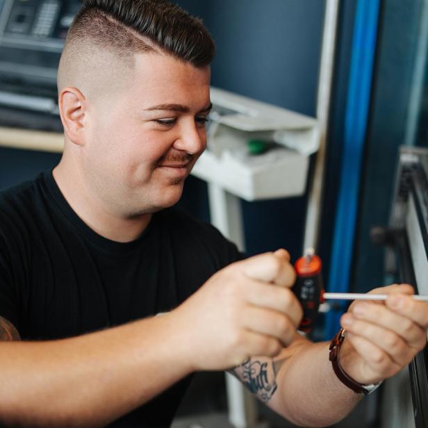 STW - Schabernack Tech Works GmbH zeigt praxisnahe Lösungen im Elektromaschinenbau und in der Automatisierungstechnik.