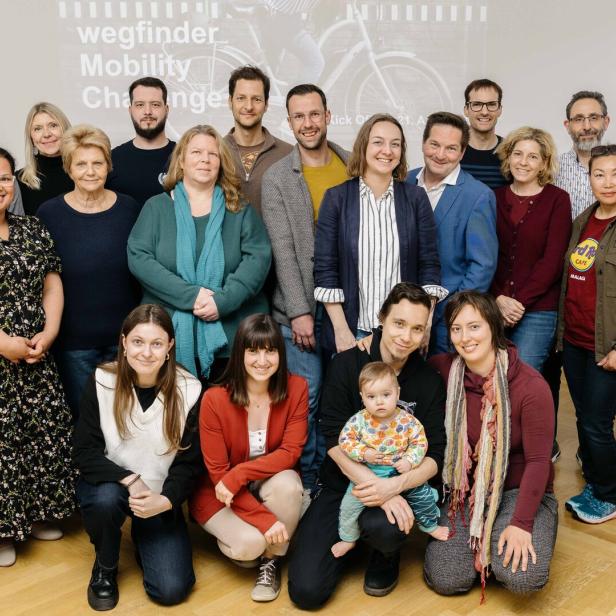 Eine Gruppe von 20 Personen