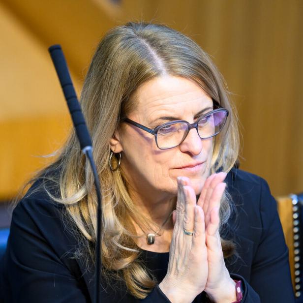 NATIONALRAT-SONDERSITZUNG MIT REGIERUNGSERKLÄRUNG: KÖNIGSBERGER-LUDWIG