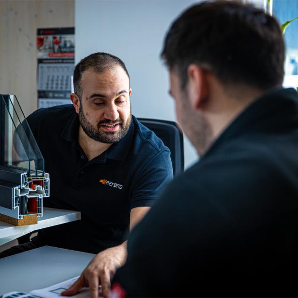 Fenster kaufen in Mödling mit REKORD Baden GmbH – regionale Qualität und Beratung erleben.