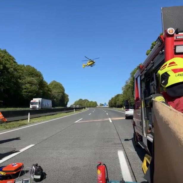 Rettungseinsatz auf A1 bei Viehdorf