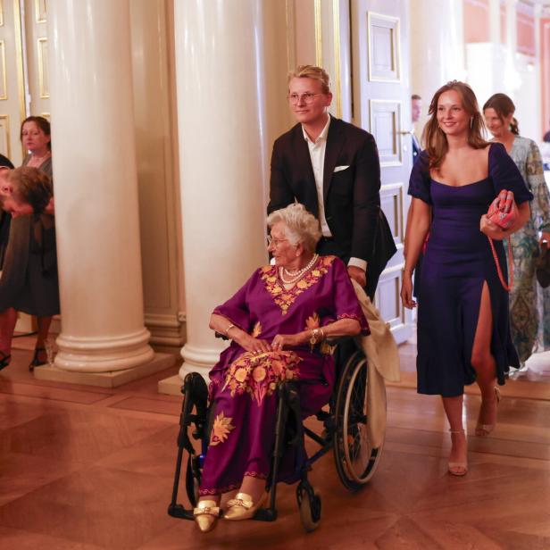 Prinzessin Astrid mit Prinz Sverre Magnus und Prinzessin Ingrid Alexandra