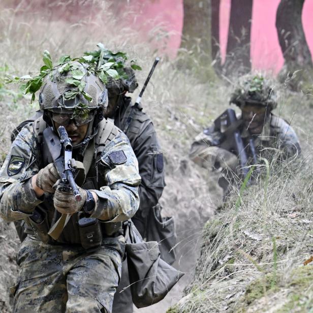 ++ THEMENBILD ++ BUNDESHEER: CONSTRUCTOR 2025 - AUSBILDUNGSÜBUNG "KAMPF IM STELLUNGSSYSTEM"