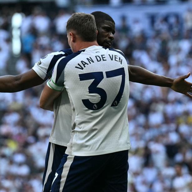 FBL-ENG-PR-TOTTENHAM-EVERTON