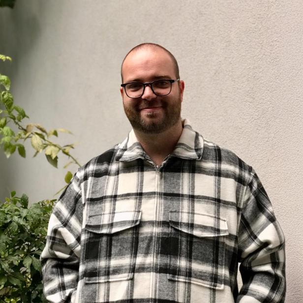 Max Haas überzeugt als Selfpublisher mit psychologischem Realismus und spannenden Londonthrillern wie Blossom's End.