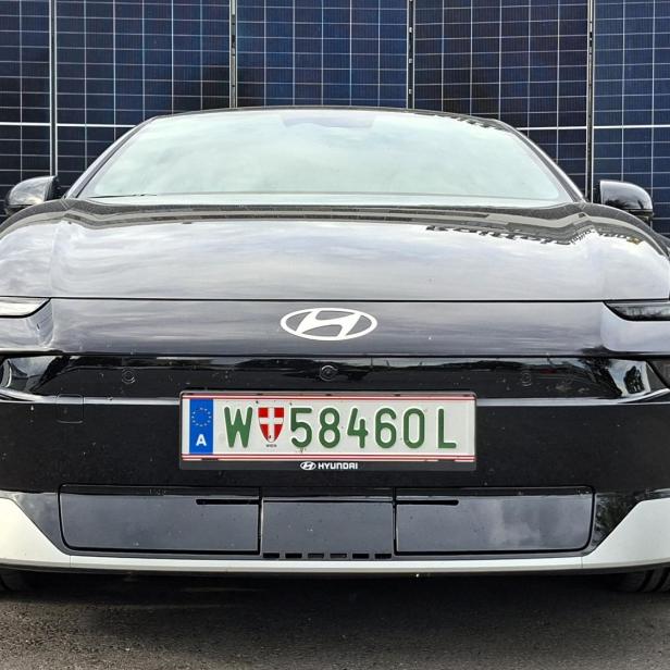 Hyundai Ioniq 6 FL von vorne