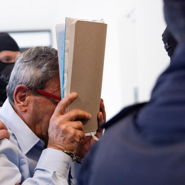 Former Syrian army officer goes on trial for torture