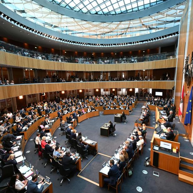 NATIONALRAT MIT BUDGETREDE VON FINANZMINISTER MARTERBAUER (SPÖ): ÜBERSICHT