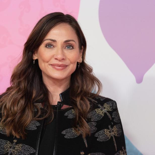 Natalie Imbruglia mit langen braunen Haaren