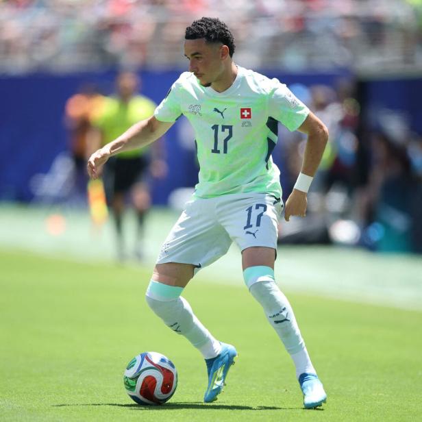 FOI-SOC-SPO-WCS-QATAR-V-SWITZERLAND:-GROUP-B-FIFA-WORLD-CUP-20