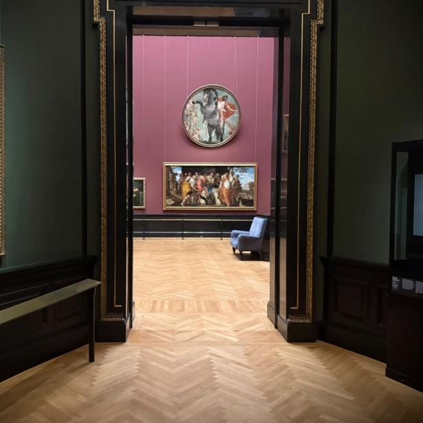 Neuhängung in den italienischen Galerien des Kunsthistorischen Museums mit farbig inszenierten Alten Meistern.