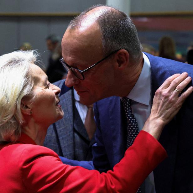 EU leaders hold special summit to discuss transatlantic relationship