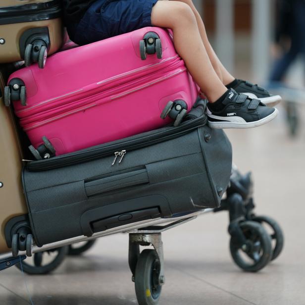 Reisende am Hamburger Flughafen