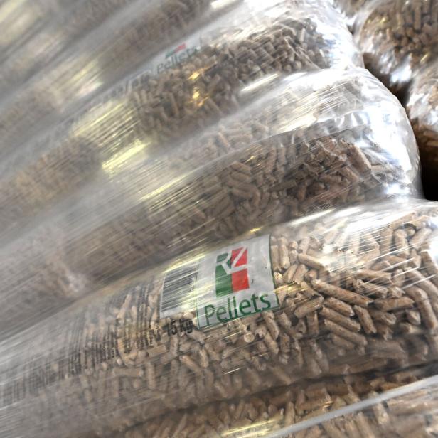 ++ THEMENBILD ++ PELLETPRODUKTION / HOLZPELLETS / BIOMASSE