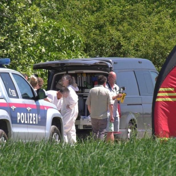Tatort-Spezialisten des LKA NÖ an der Unglücksstelle am Marchfeldkanal.