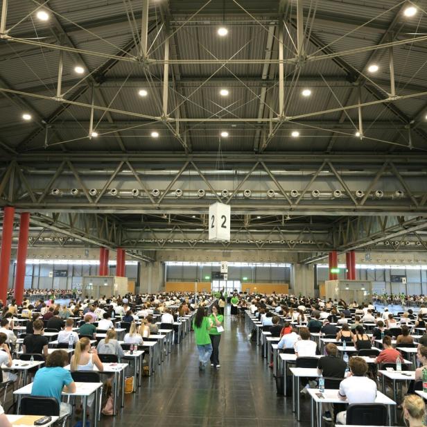++ THEMENBILD ++ START DER AUFNAHMETESTS FÜR DIE WIRTSCHAFTSUNIVERSITÄT (WU)