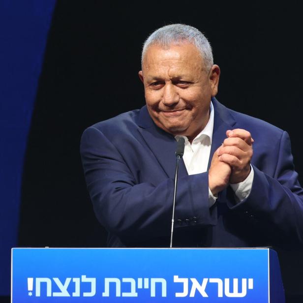 Eisenkot's Yashar party launches election campaign